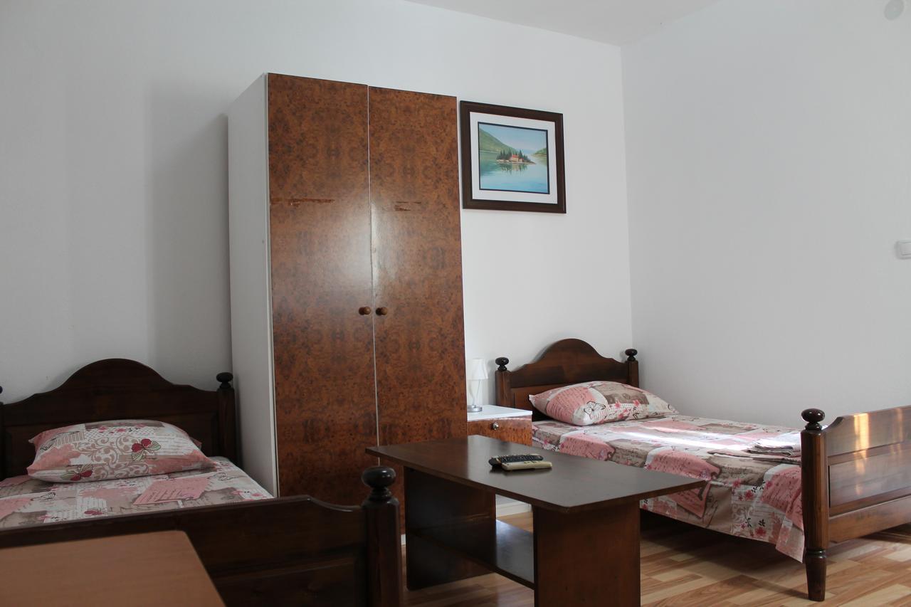 Olja Apartments Virpazar Esterno foto